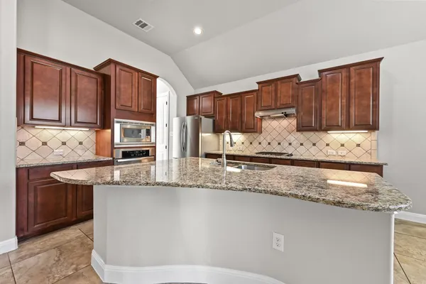 $2,895 | 645 Clear Springs Hollow, Buda, TX 78610