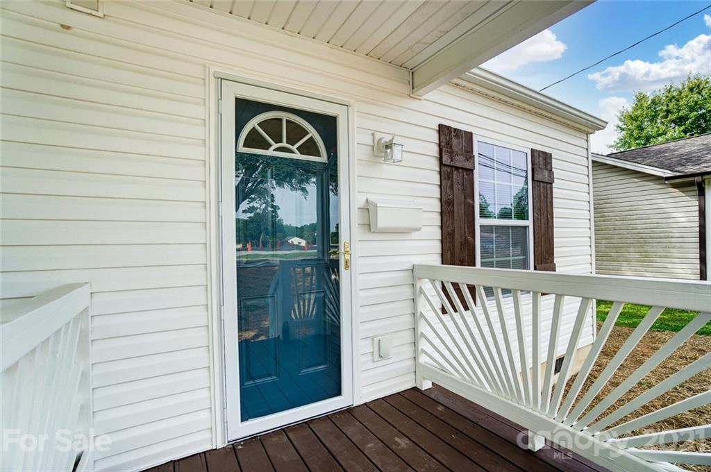 503 Mauney Road Stanley, NC 28164 - Photo 4 of 22 Gallery Image 4