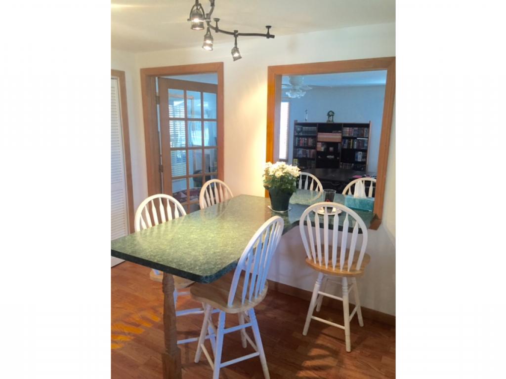 144 Robinson Road Hudson, NH 03051 - Photo 7 of 19 Gallery Image 7