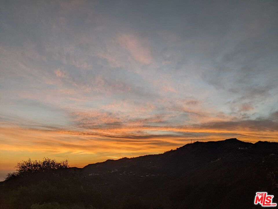 2195 Little Las Flores Road Topanga, CA 90290 - Photo 19 of 32 a view of lake and mountain