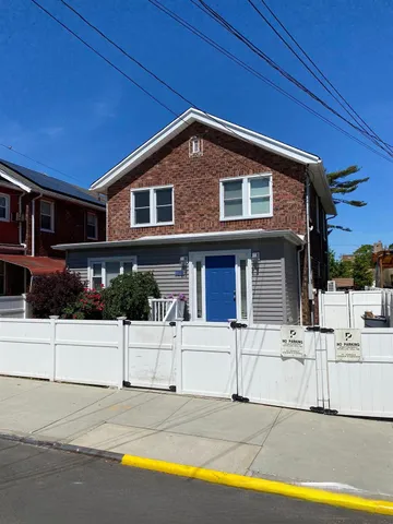 a house view with a outdoor space