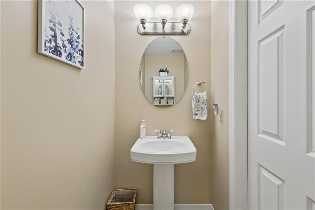 1982 Avella Road Avella, PA 15312 - Photo 19 of 36