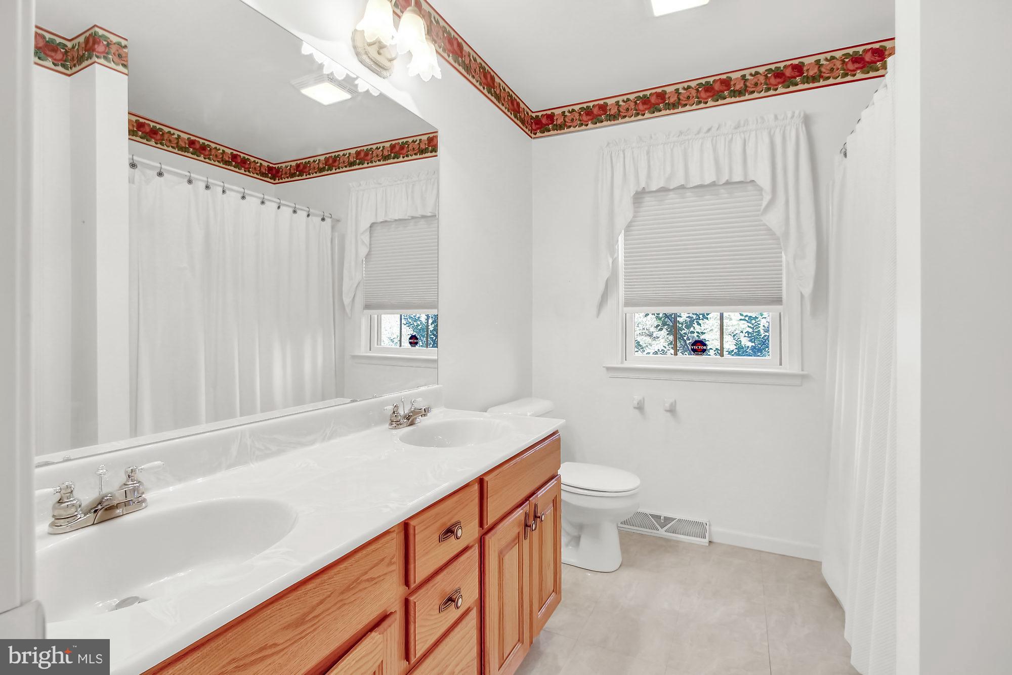 695 Dietz Road York, PA 17402 - Photo 19 of 25 Gallery Image 19