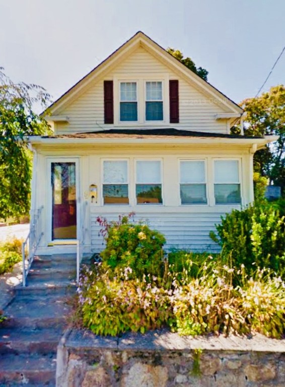 92 Bates Avenue Coventry, RI 02816 - Photo 1 of 39 Gallery Image 1