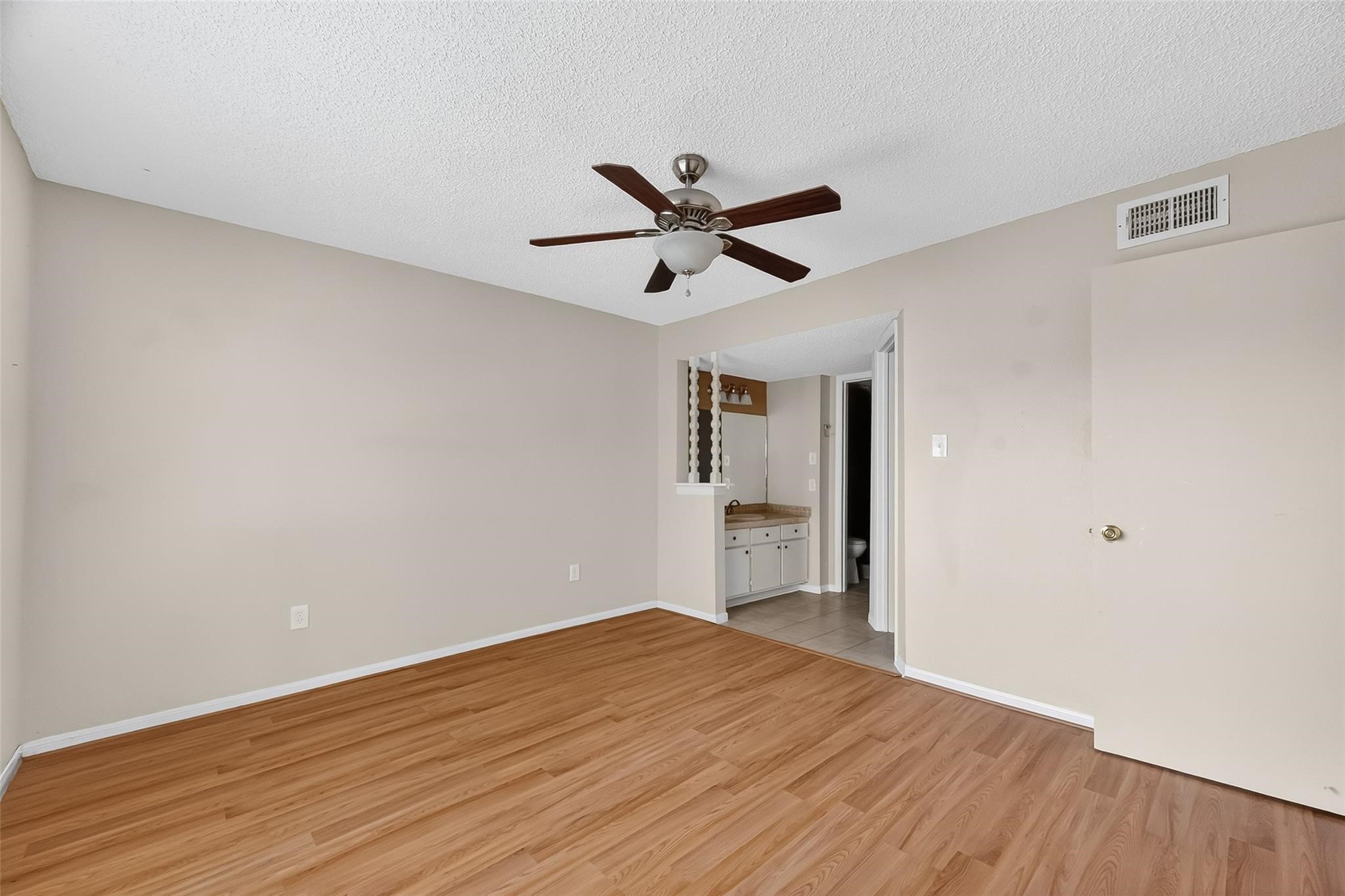 1505 Ward Road, Unit 214 Baytown, TX 77520 - Photo 15 of 31 Gallery Image 15