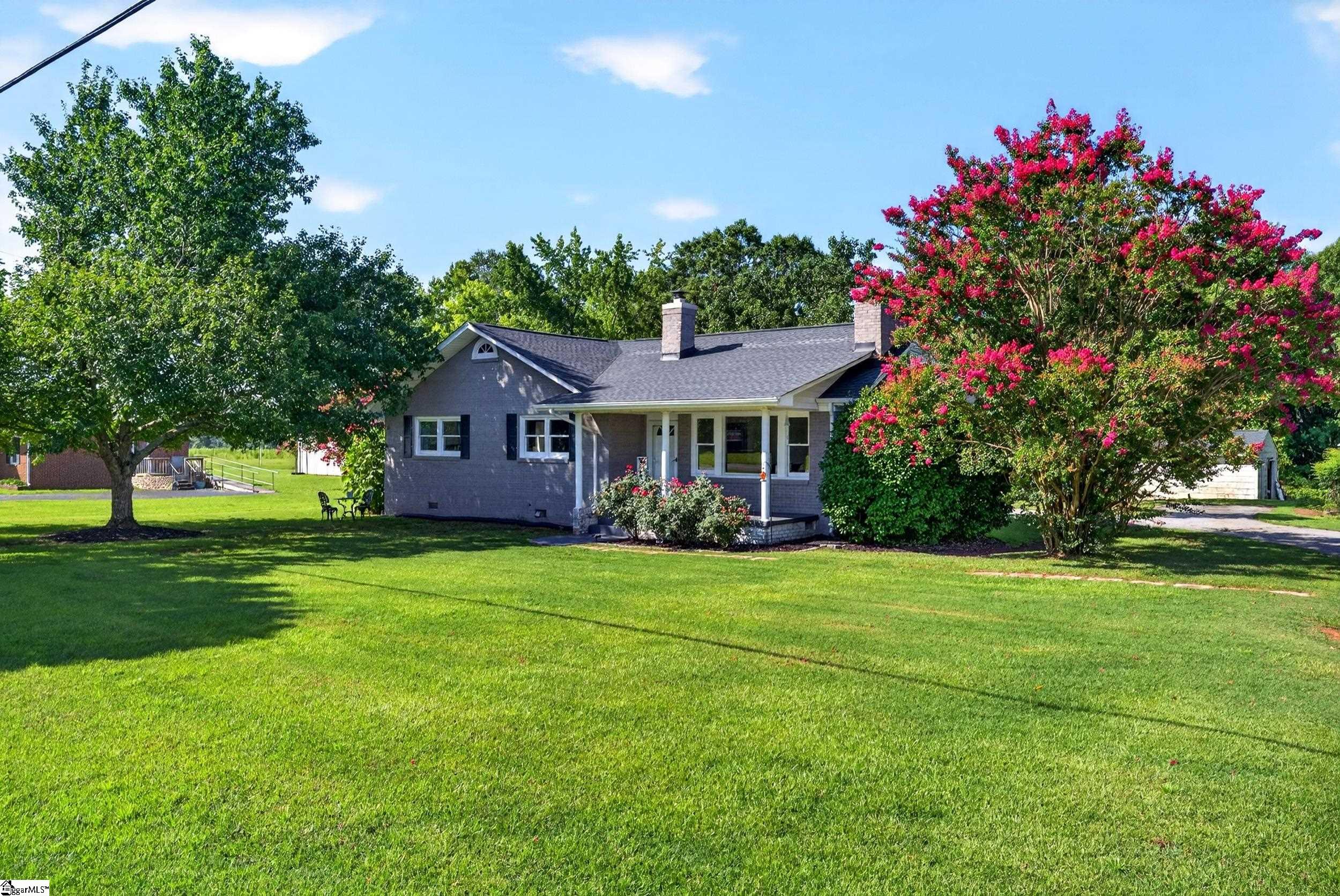 1758 Abner Creek Road Greer, SC 29651 - Photo 2 of 34
