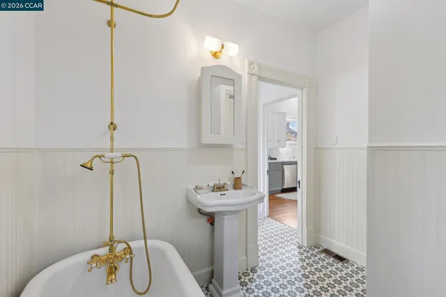 $995,000 | 2423 Tenth Street, Berkeley, CA 94710