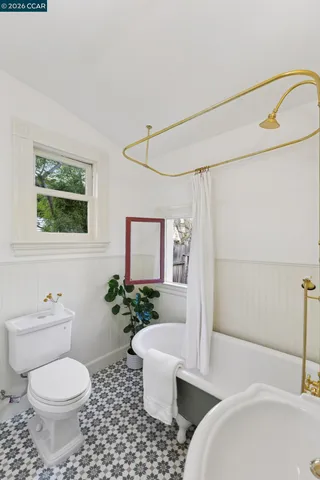 $995,000 | 2423 Tenth Street, Berkeley, CA 94710