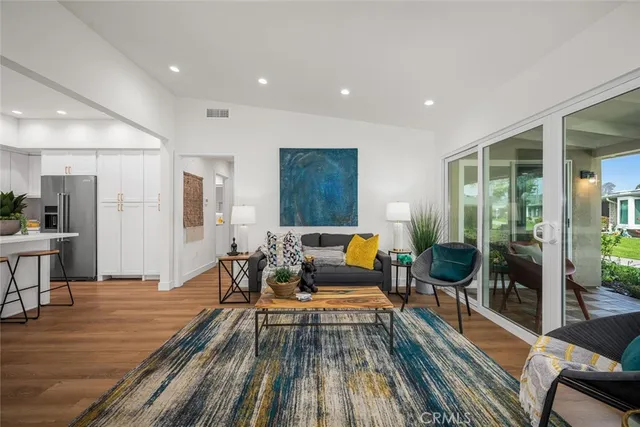 $685,000 | 1271 Kenwood Road, Unit 163L, Seal Beach, CA 90740