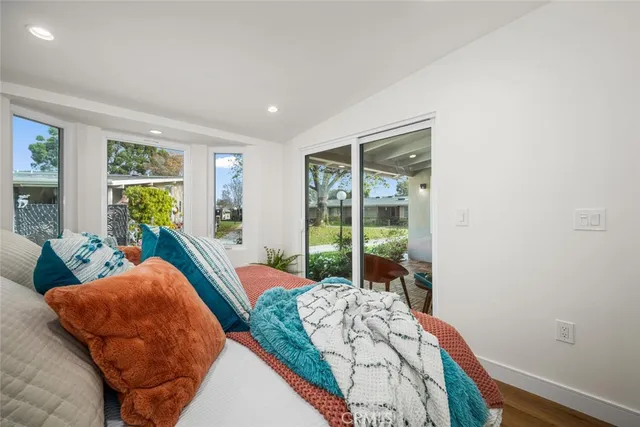 $685,000 | 1271 Kenwood Road, Unit 163L, Seal Beach, CA 90740