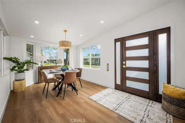 $685,000 | 1271 Kenwood Road, Unit 163L, Seal Beach, CA 90740