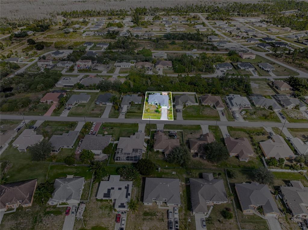 418 Windermere Drive Lehigh Acres, FL 33972 - Photo 66 of 71 an aerial view of multiple house