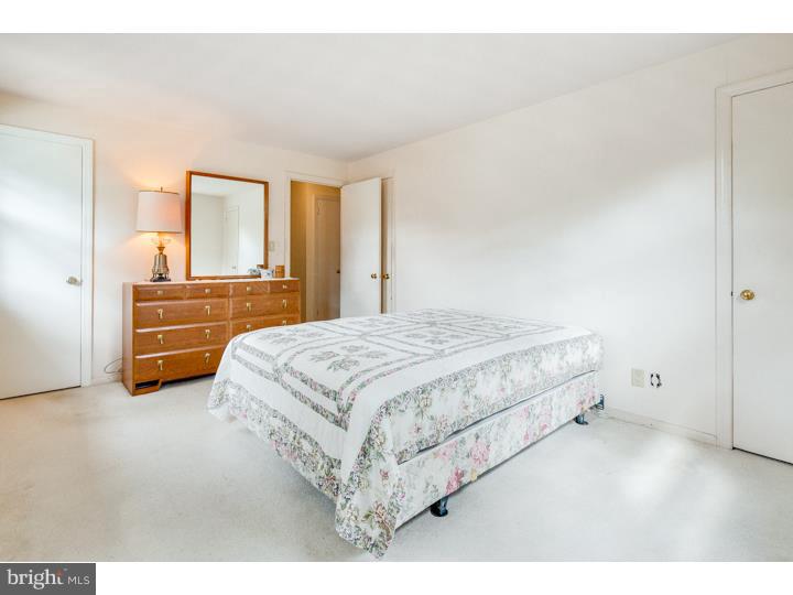 1119 Yardley Road Cherry Hill, NJ 08034 - Photo 18 of 21 Gallery Image 18