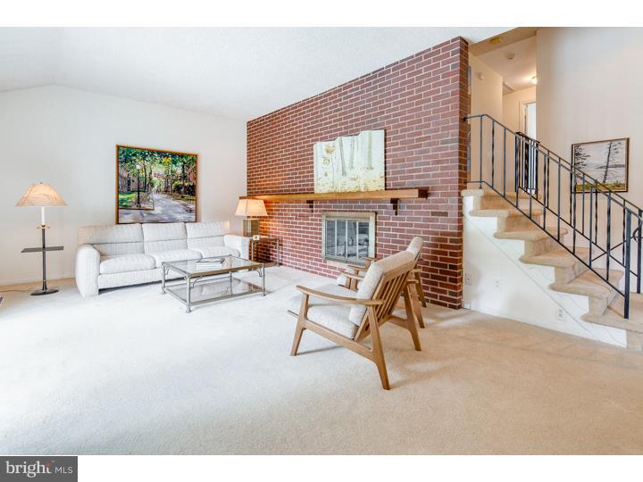 1119 Yardley Road Cherry Hill, NJ 08034 - Photo 3 of 21 Living Room