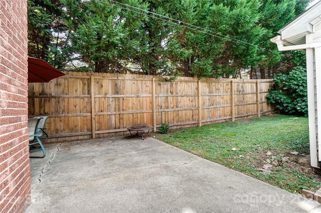 4460 Applegate Road Charlotte, NC 28209 - Photo 29 of 41 a view of a backyard