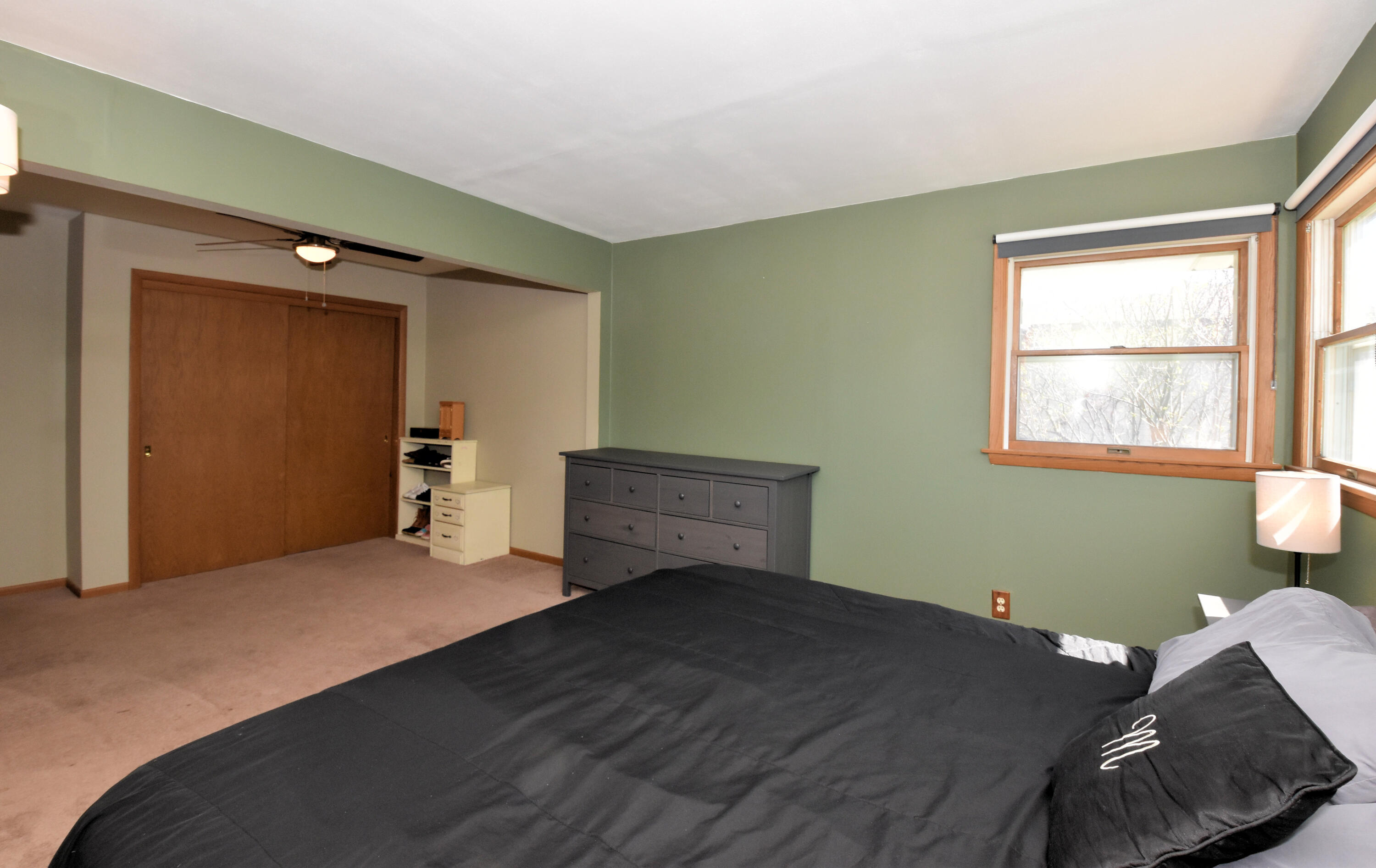 403 Beech Street Grafton, WI 53024 - Photo 10 of 29 Primary View II