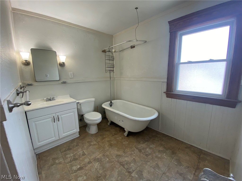 2709 Noble Road Cleveland Heights, OH 44121 - Photo 14 of 35