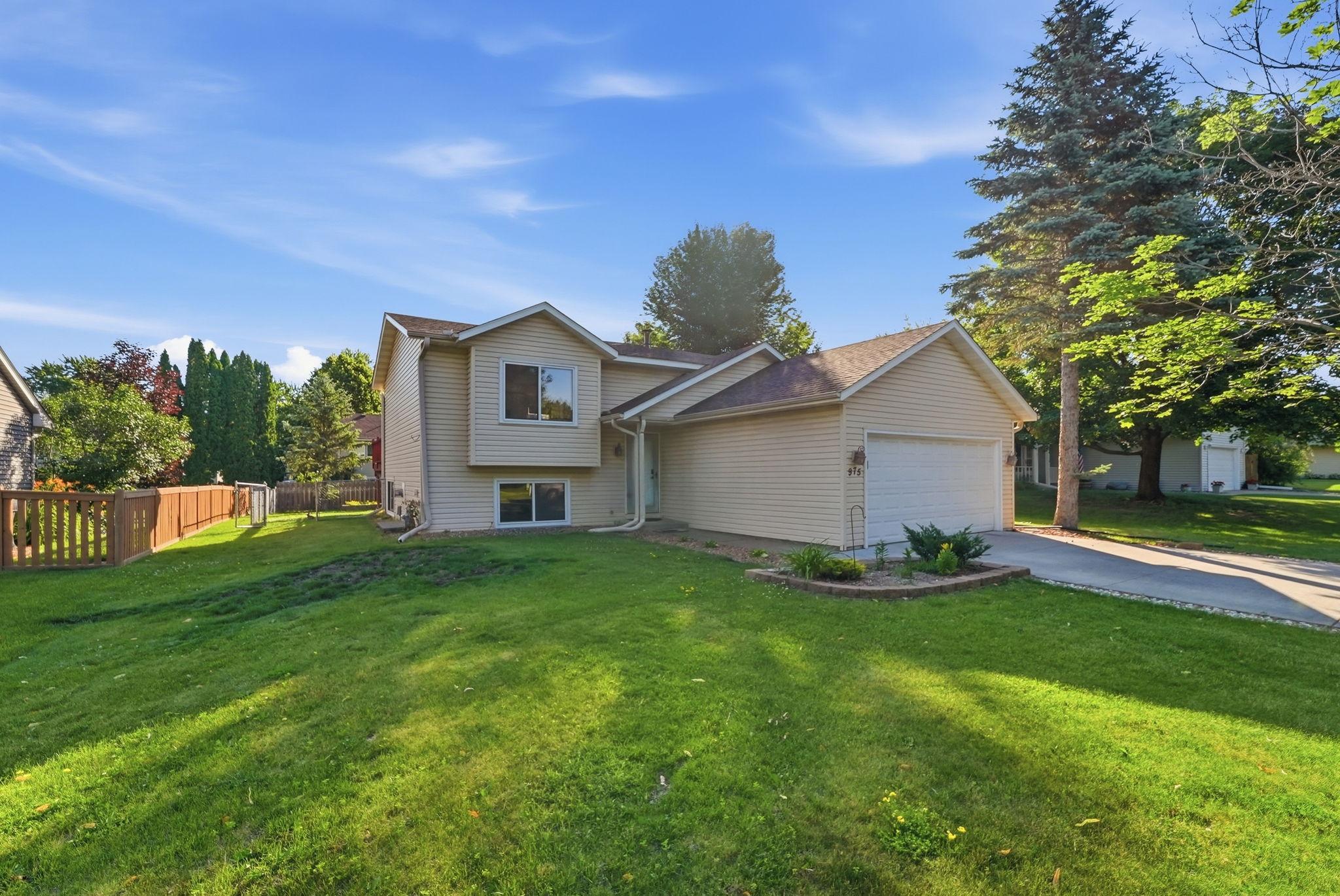 975 Savannah Road Eagan, MN 55123 - Photo 1 of 1 Gallery Image 1