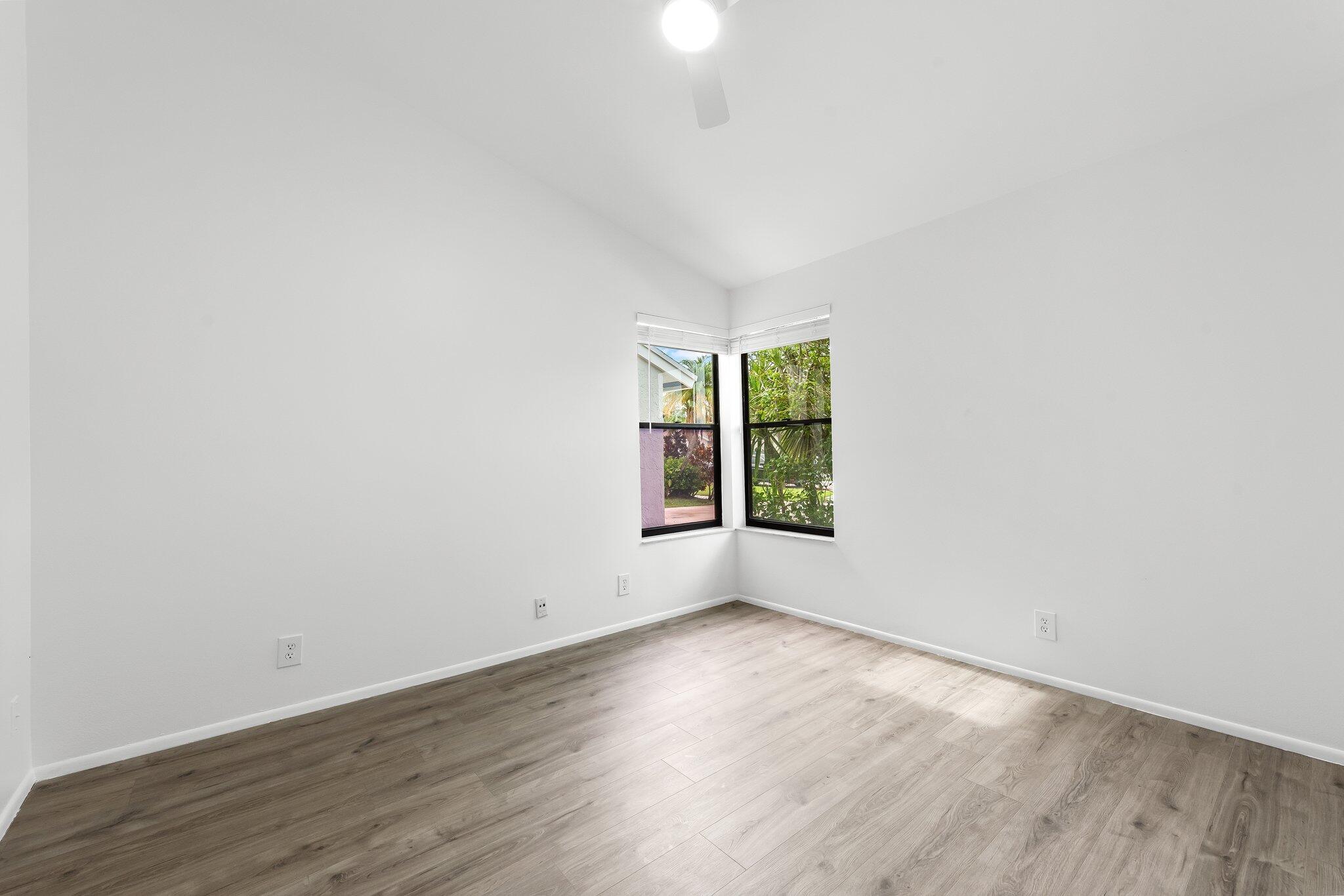 9718 Lancaster Place Boca Raton, FL 33434 - Photo 12 of 16 Bedroom 3