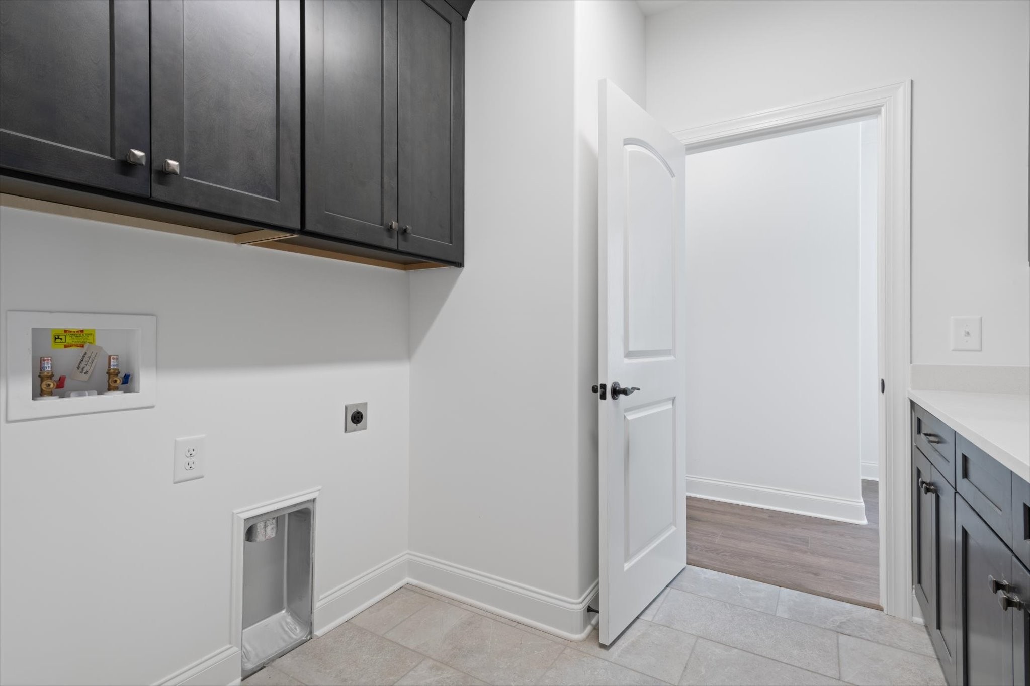 489 West Foxrun Springfield, TN 37172 - Photo 16 of 20 a view of an empty room