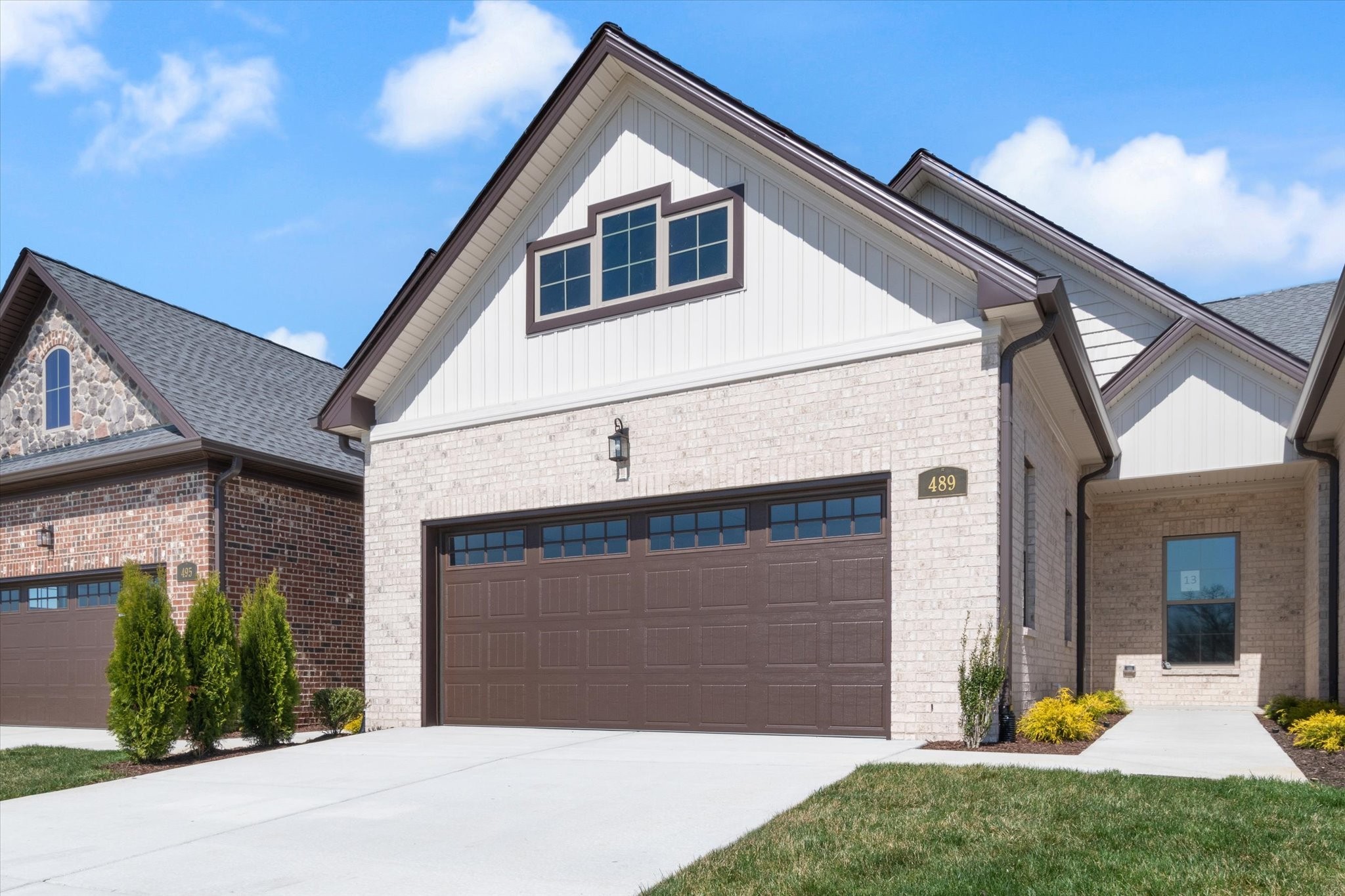 489 West Foxrun Springfield, TN 37172 - Photo 2 of 20 a front view of a house with a yard