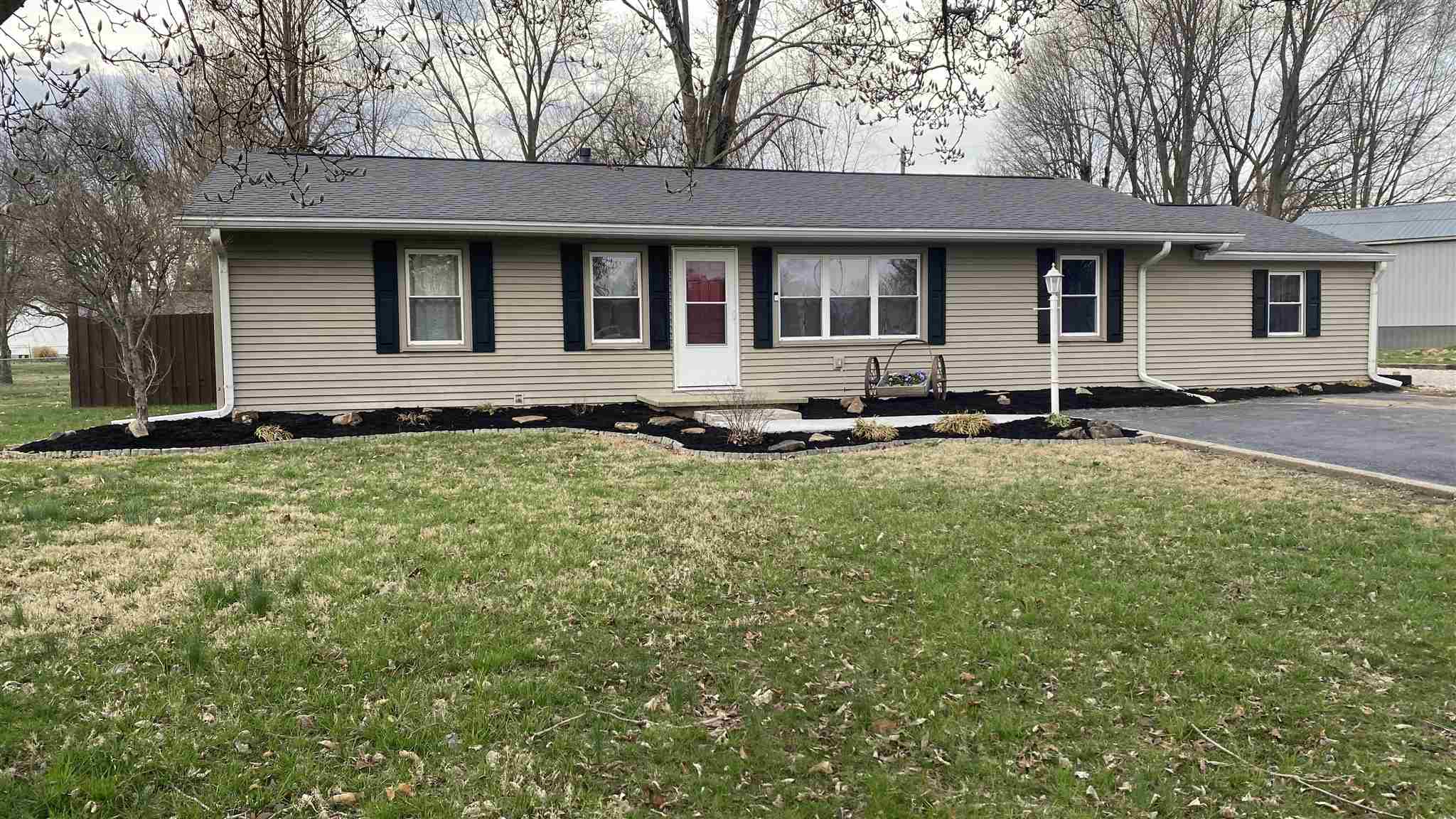 120 Bentley Road Vincennes, IN 47591 - Photo 3 of 25 Gallery Image 3