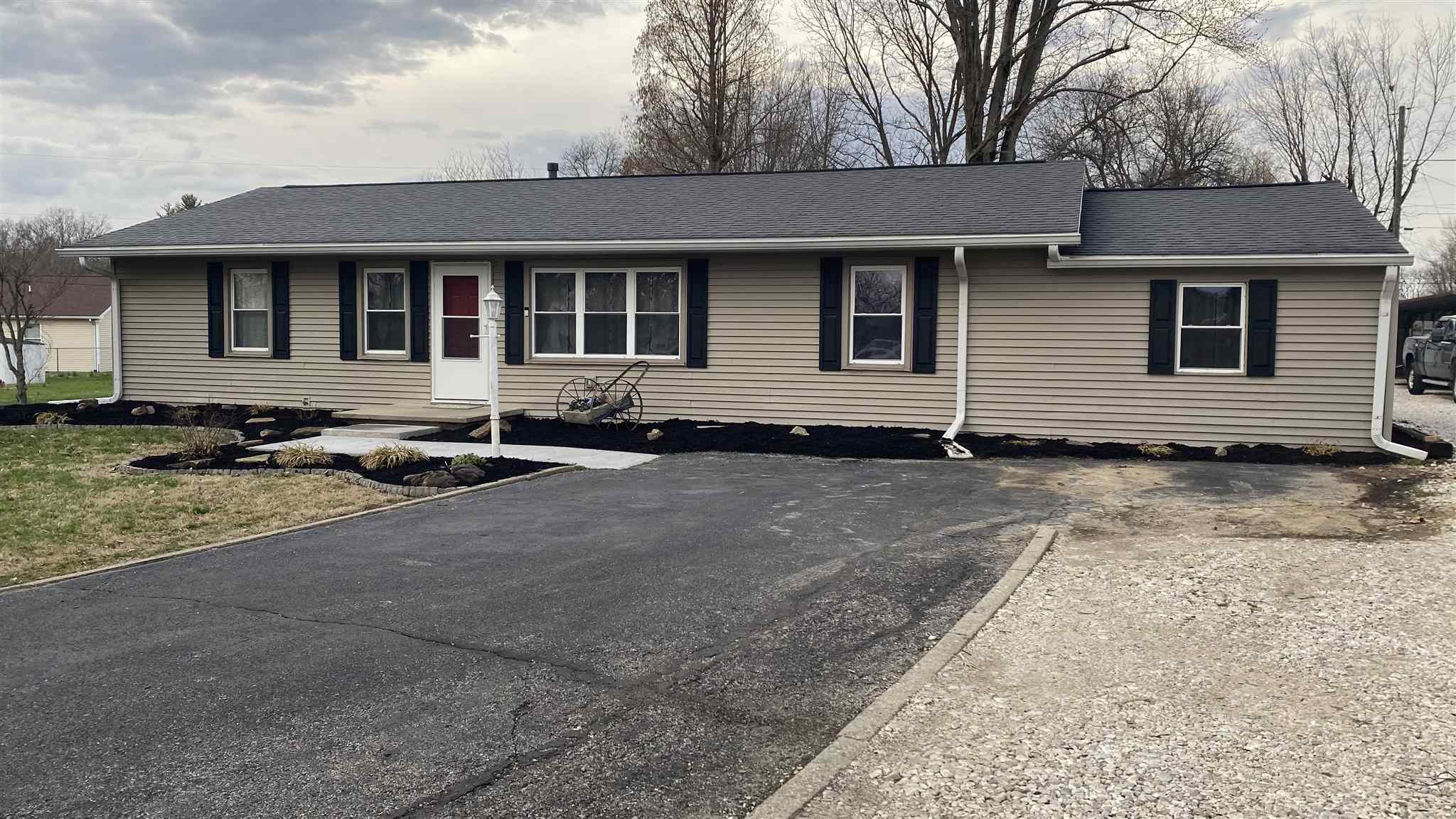 120 Bentley Road Vincennes, IN 47591 - Photo 4 of 25 Gallery Image 4