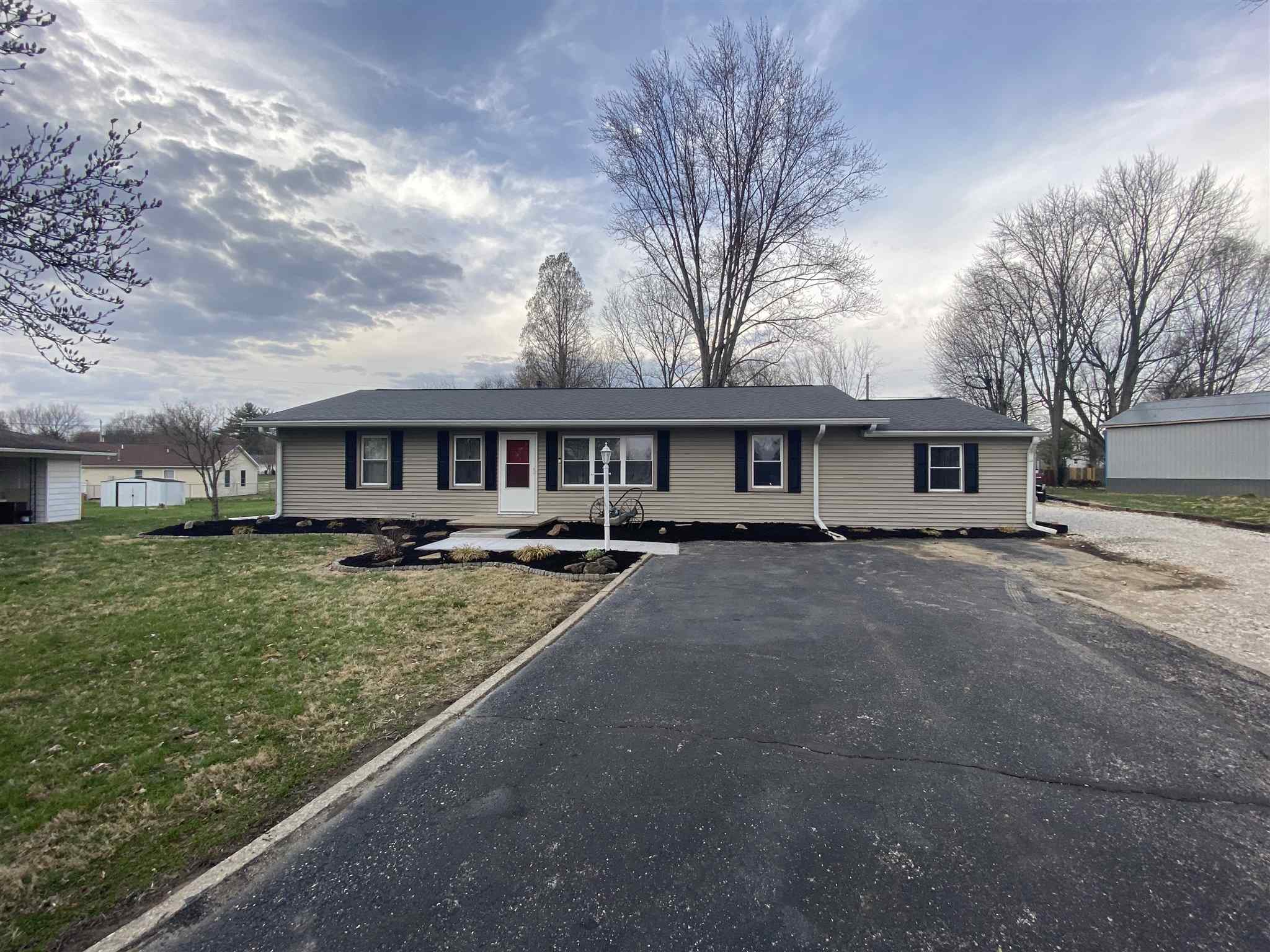 120 Bentley Road Vincennes, IN 47591 - Photo 5 of 25 Gallery Image 5
