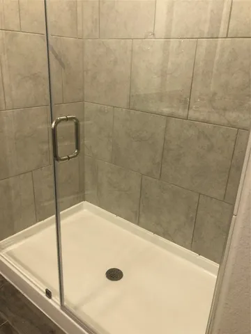 a bathroom with a tub