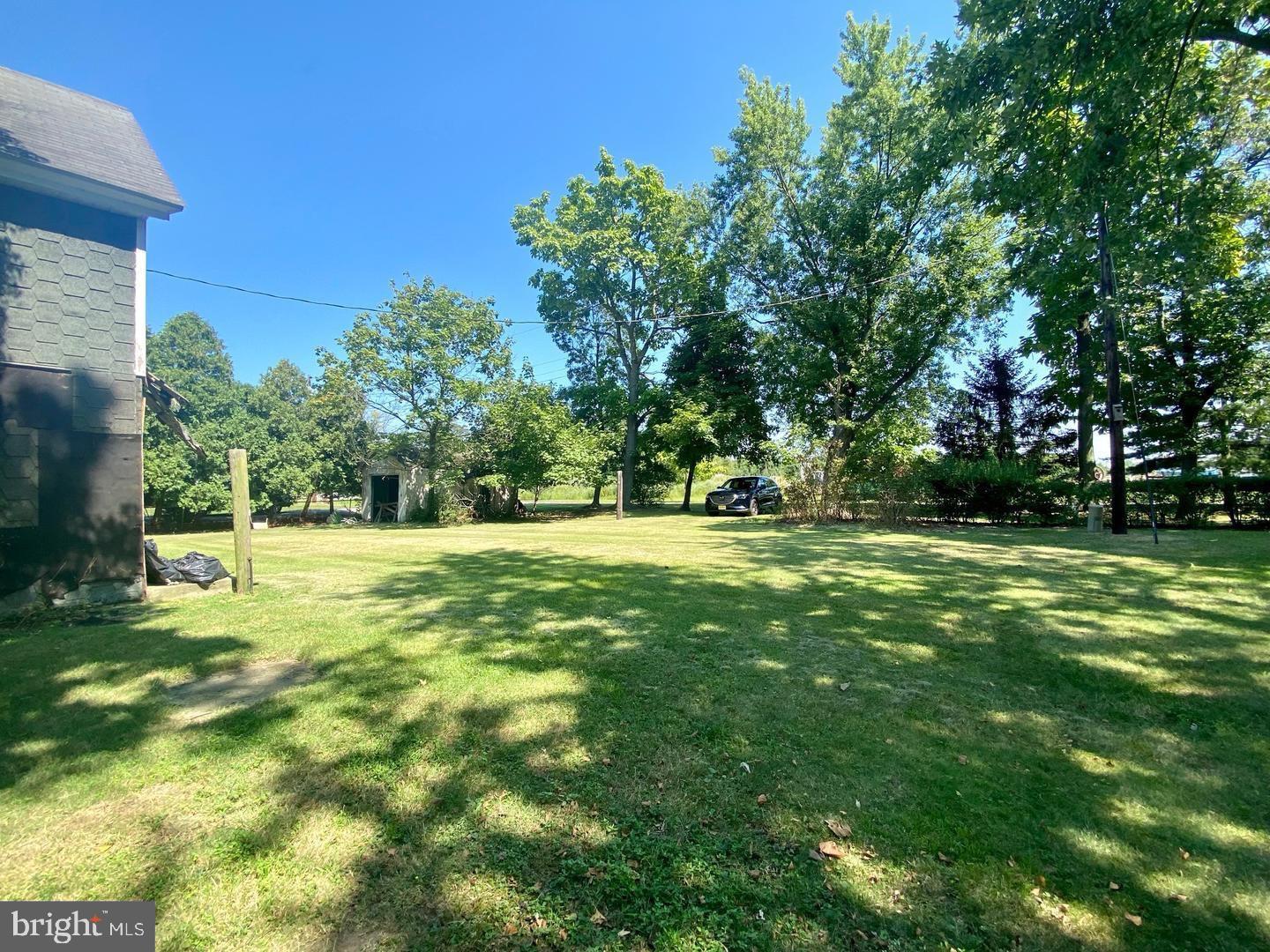 114 Ferry Road Bridgeport, NJ 08014 - Photo 2 of 12