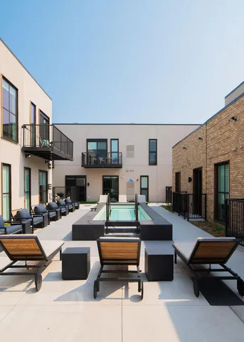 $6,995 | 10 West Drive, Excelsior, MN 55331