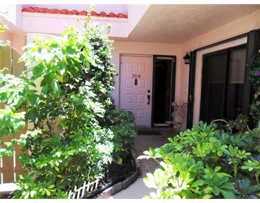 17380 Boca Club Boulevard, Unit 304 Boca Raton, FL 33487 - Photo 3 of 15 Additional Photo