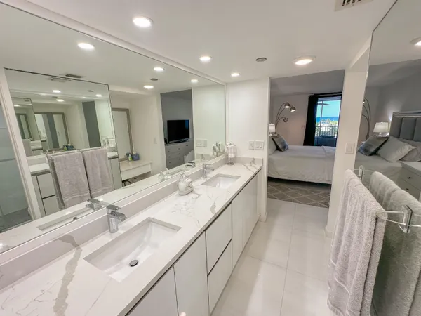 a view of walk in closet