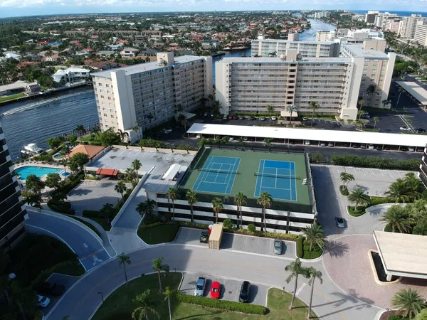 $1,060,000 | 3420 South Ocean Boulevard, Unit 7O, Highland Beach, FL 33487