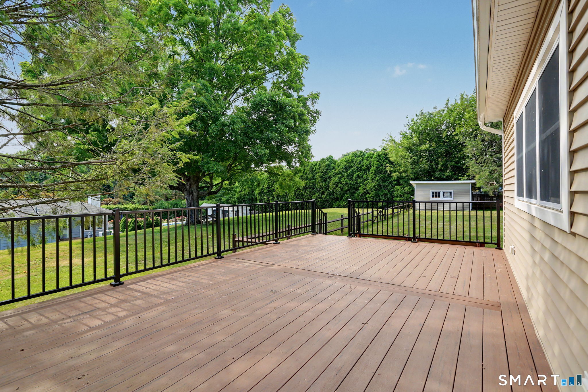 78 Chestnut Hill Road Trumbull, CT 06611 - Photo 24 of 36
