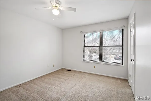 $2,300 | 707 Forest Trace Drive, Unit E, Chesterfield, MO 63017