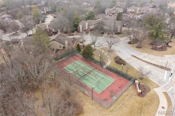 $2,300 | 707 Forest Trace Drive, Unit E, Chesterfield, MO 63017