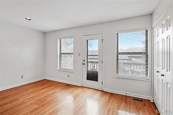 $2,300 | 707 Forest Trace Drive, Unit E, Chesterfield, MO 63017