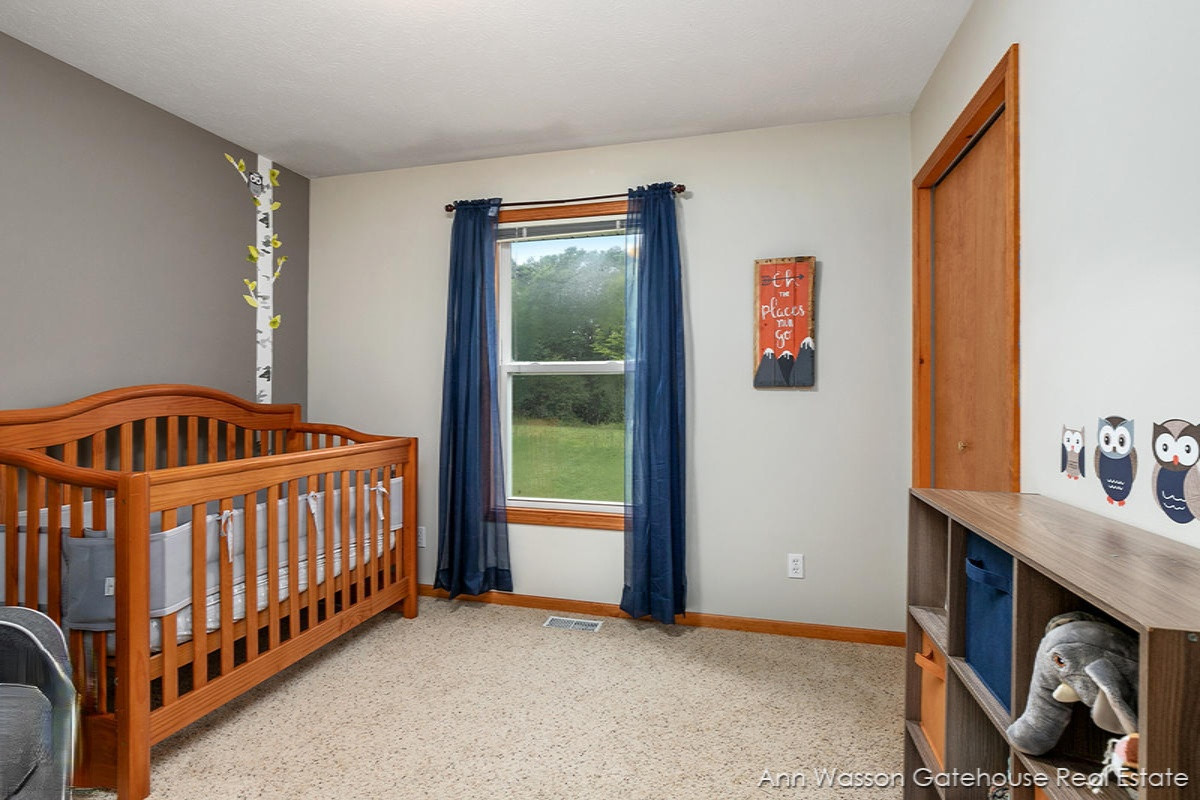 1651 Dagget Road Pierson, MI 49339 - Photo 12 of 18 IMG_1011