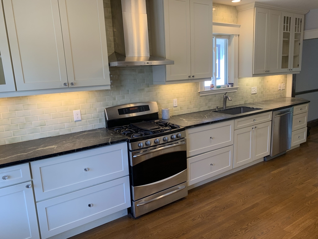 50 Curtis Road, Unit 2 Milton, MA 02186 - Photo 4 of 18