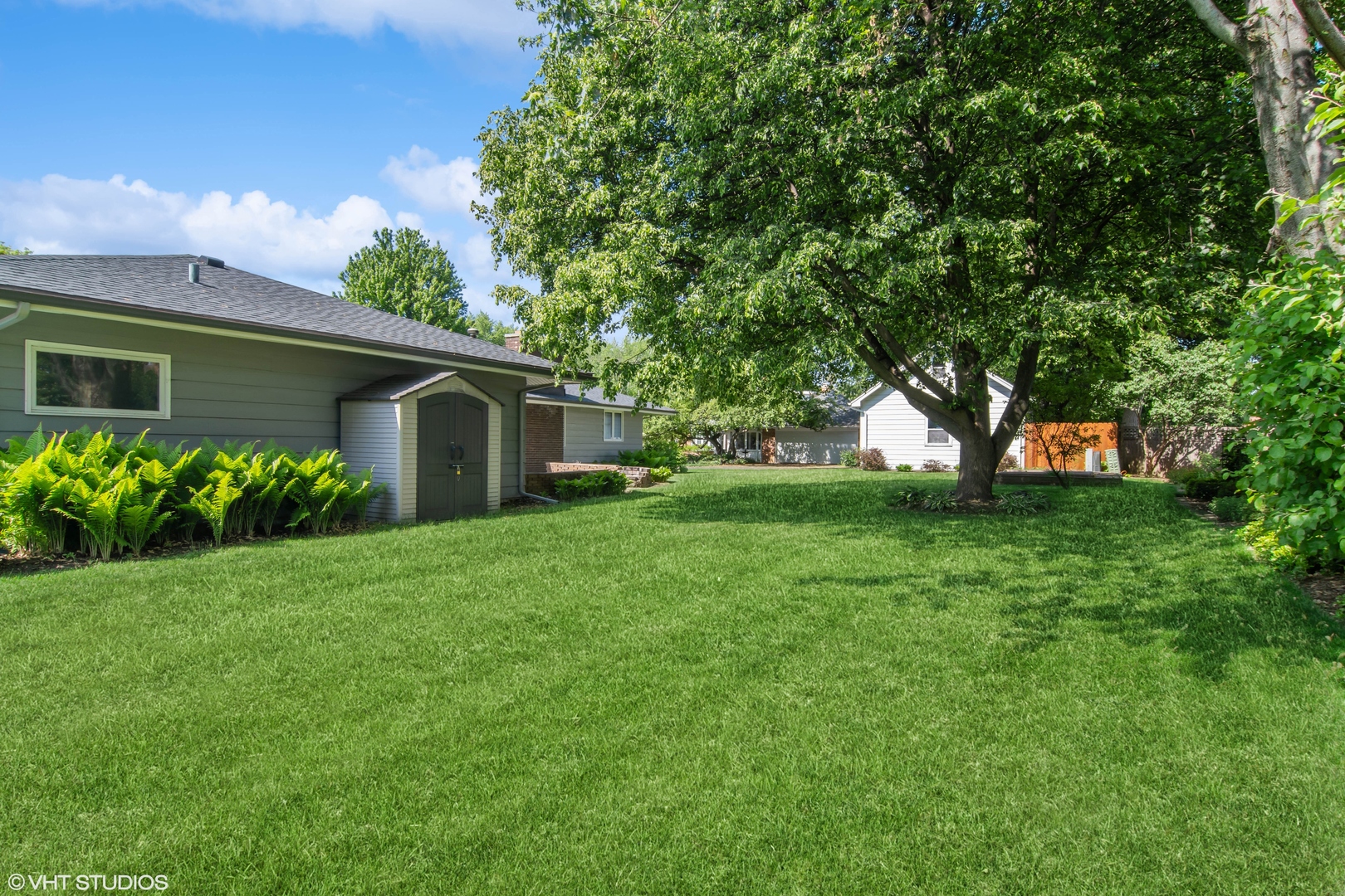 1875 Alschuler Drive Aurora, IL 60506 - Photo 16 of 16 a front view of house with a garden