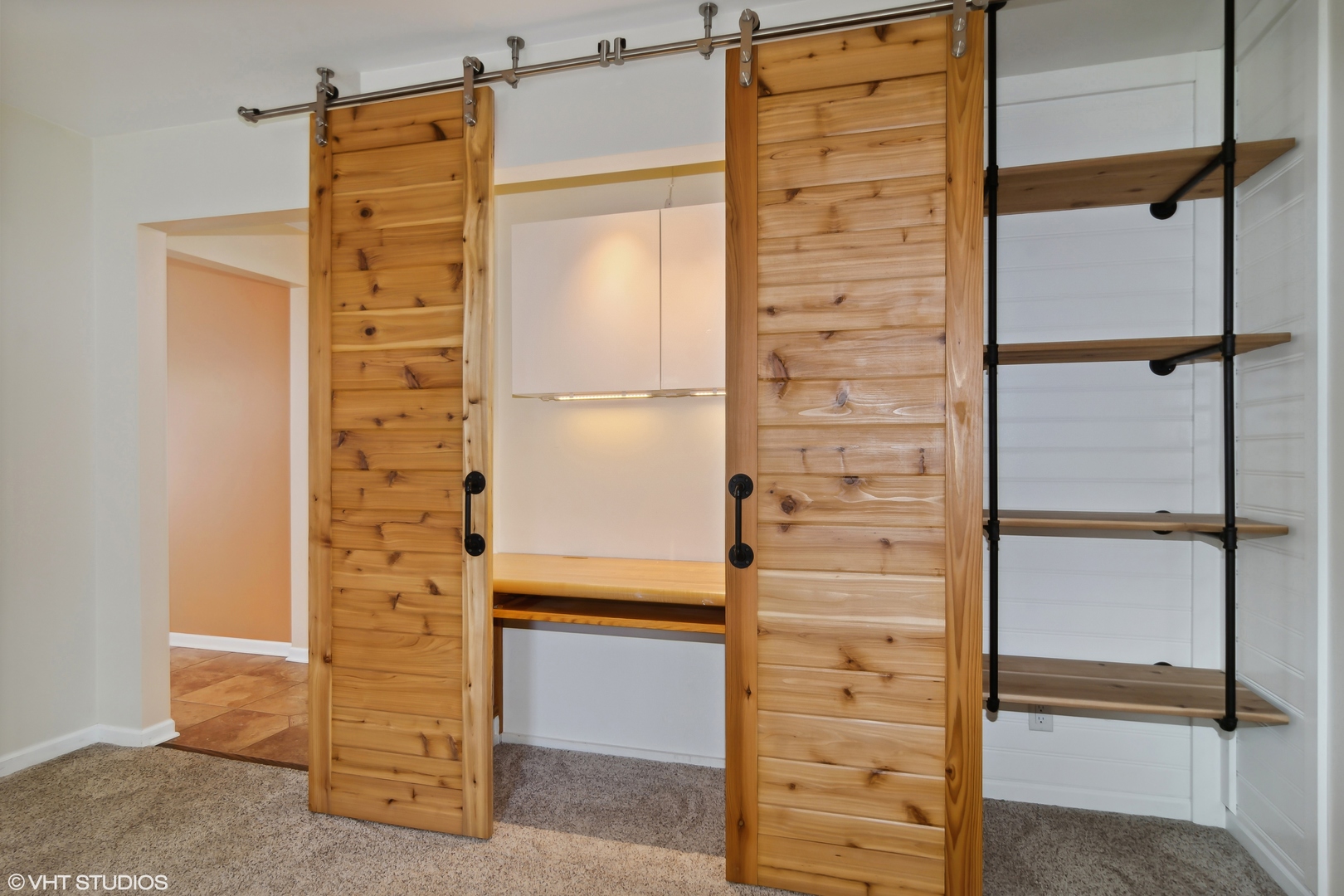 1875 Alschuler Drive Aurora, IL 60506 - Photo 7 of 16 a bathroom with a shower