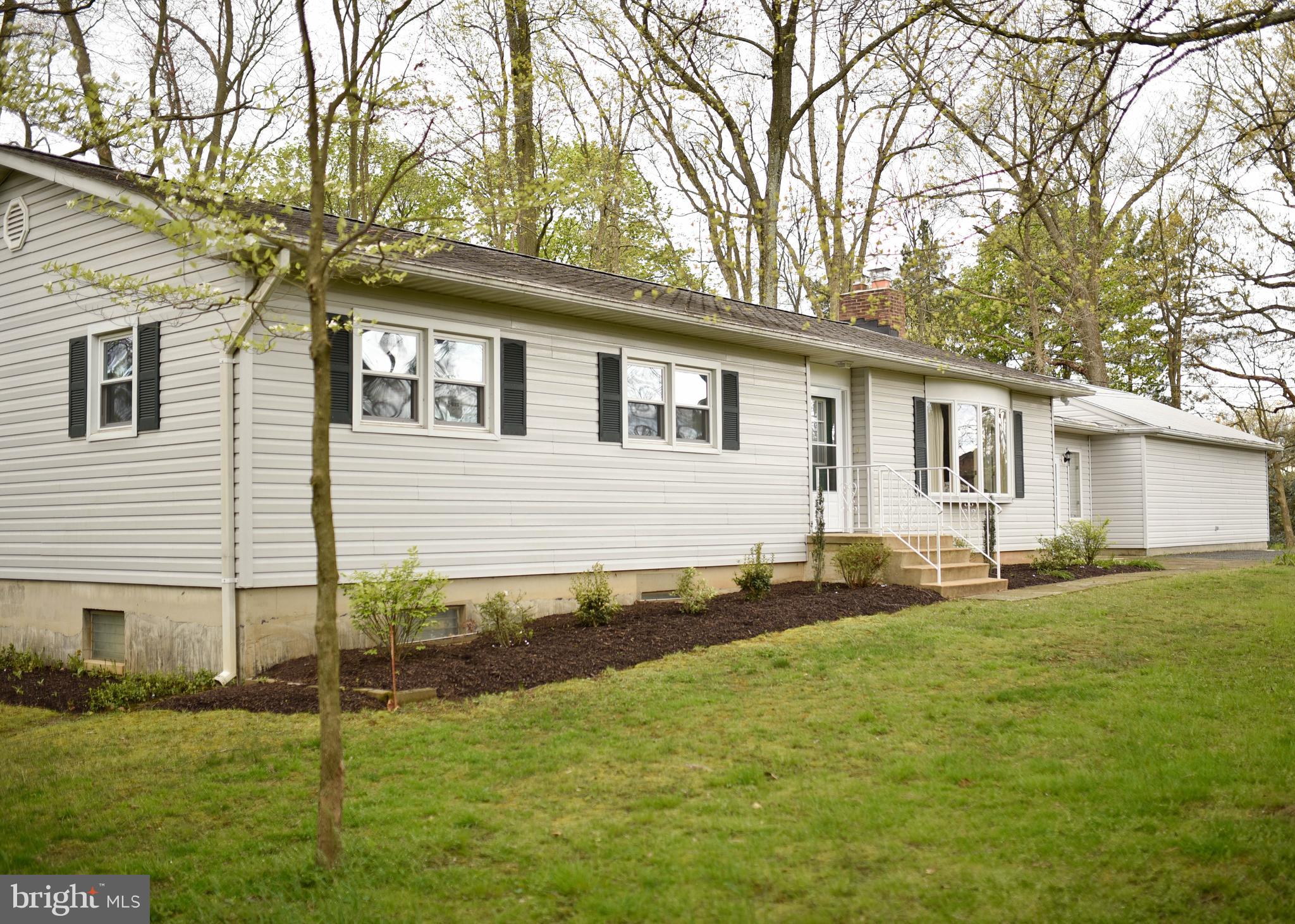 14661 Roxbury Road Glenelg, MD 21737 - Photo 4 of 54 Gallery Image 4
