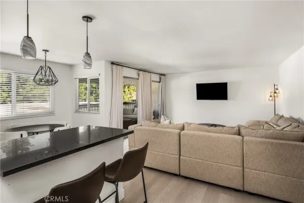 $799,000 | 23292 Caminito Andreta, Unit 68, Laguna Hills, CA 92653