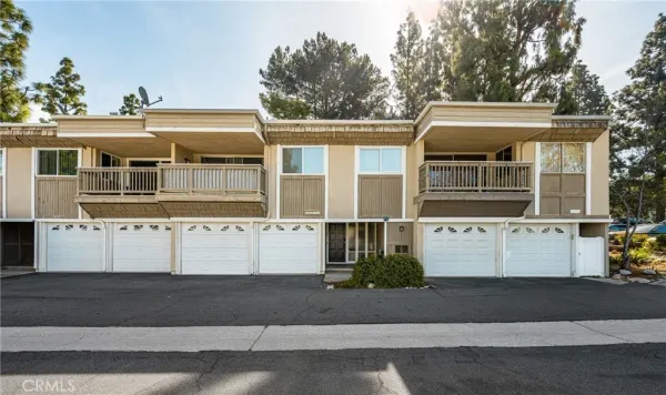 $799,000 | 23292 Caminito Andreta, Unit 68, Laguna Hills, CA 92653