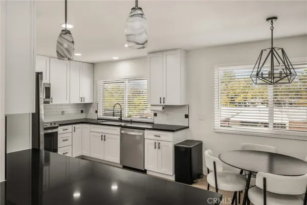 $799,000 | 23292 Caminito Andreta, Unit 68, Laguna Hills, CA 92653