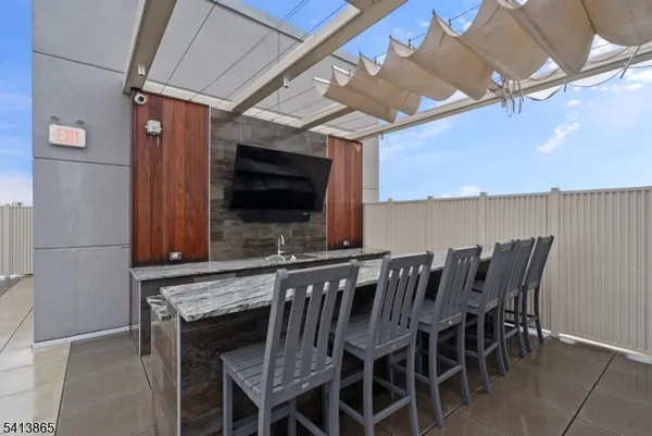 $7,000 | 620 Bloomfield Avenue, Unit PHB, Bloomfield, NJ 07003