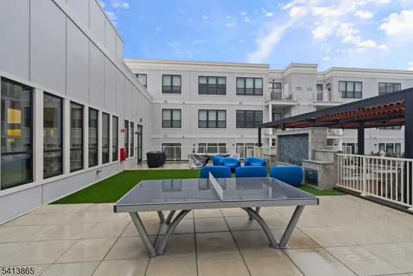 $7,000 | 620 Bloomfield Avenue, Unit PHB, Bloomfield, NJ 07003