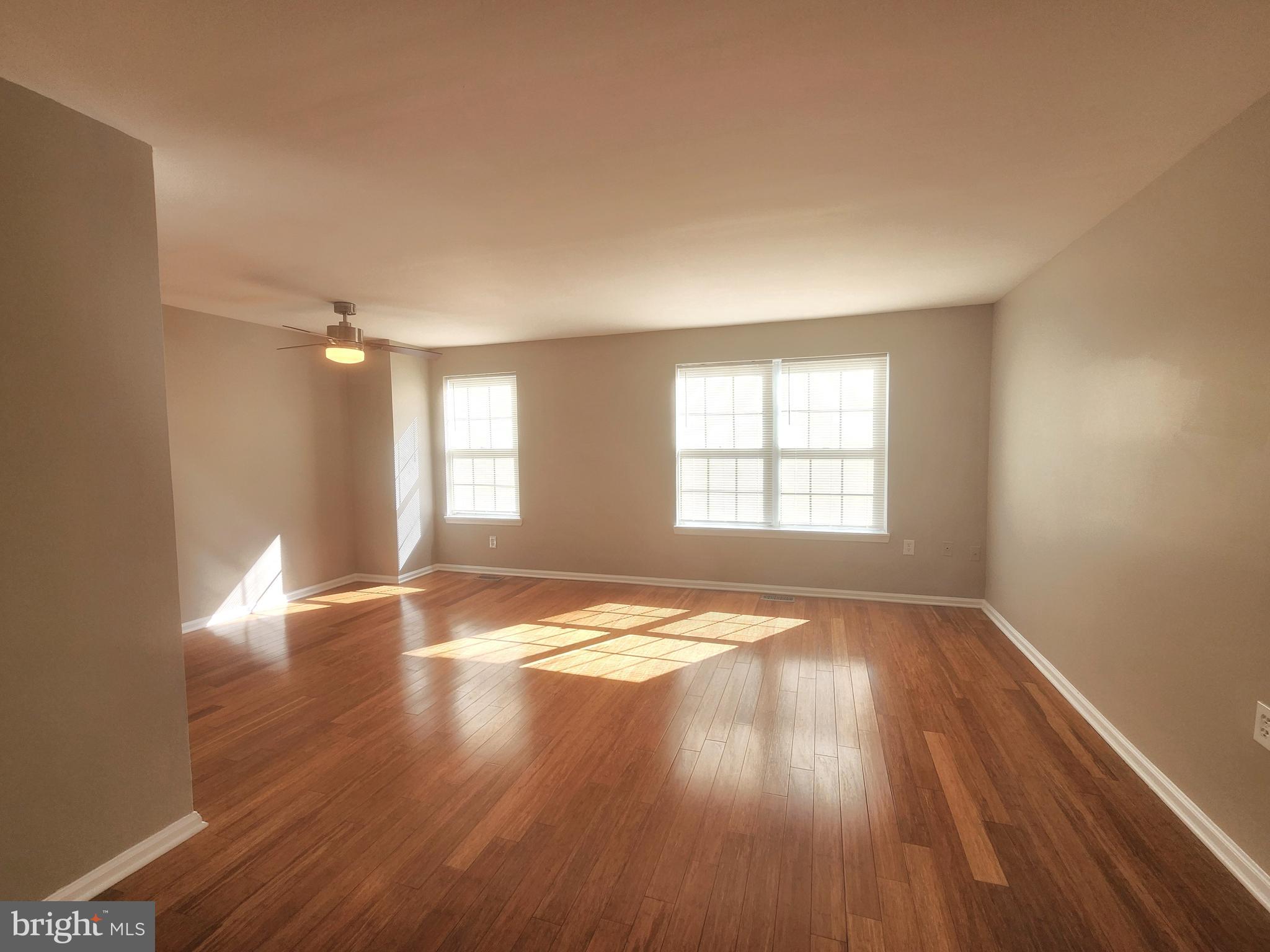 9139 September Lane Silver Spring, MD 20901 - Photo 9 of 23 Interior