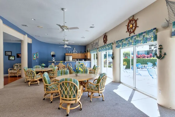 $2,000 | 6122 South River Run Drive, Unit 203B, Sebastian, FL 32958